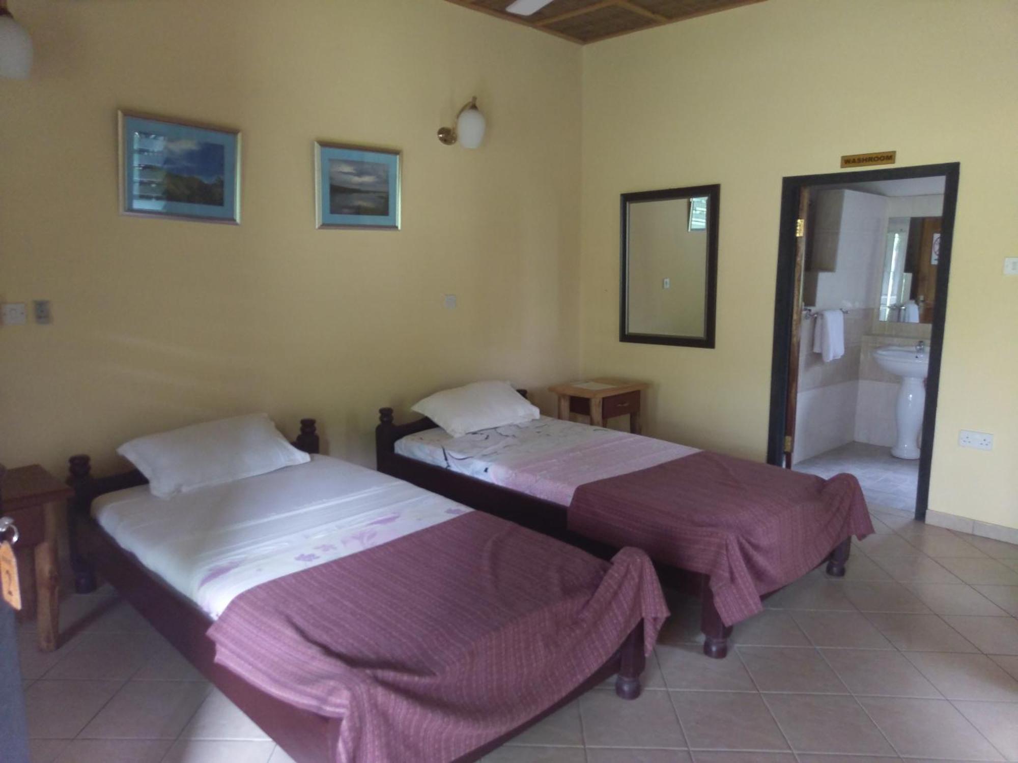 Big Foot Safari Lodge Wli Afegame Kültér fotó